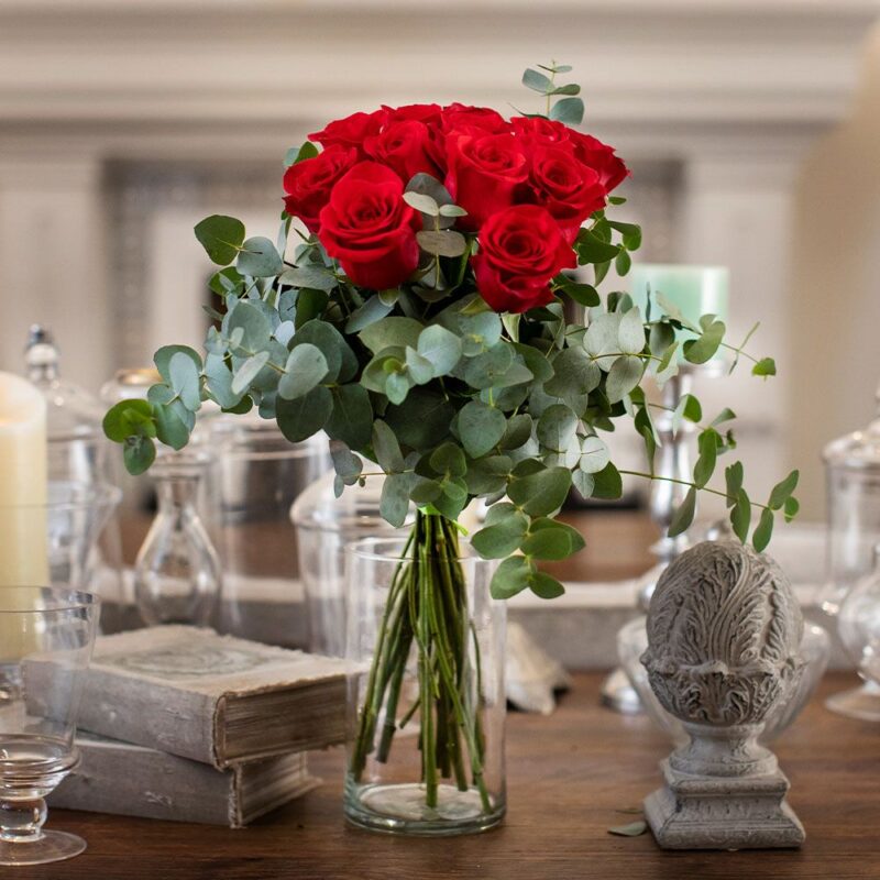 Bouquet de 12 rosas rojas para regalar en San Valentín